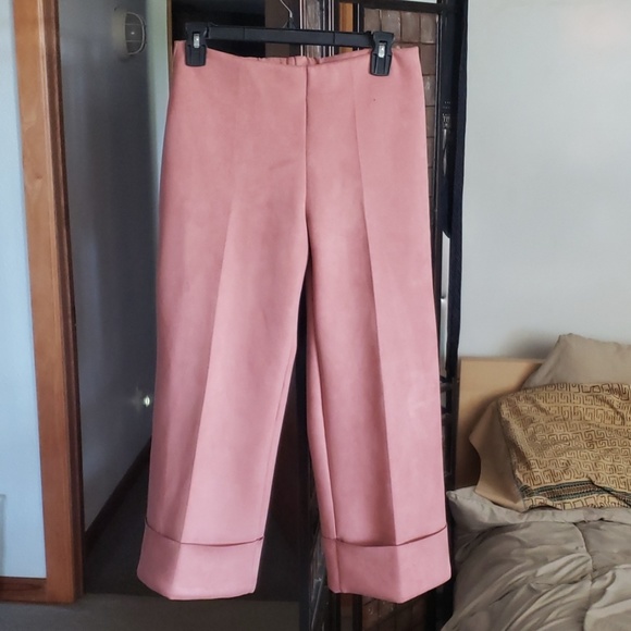 Zara Pants - 🖤Zara Collection Cropped Pants🖤